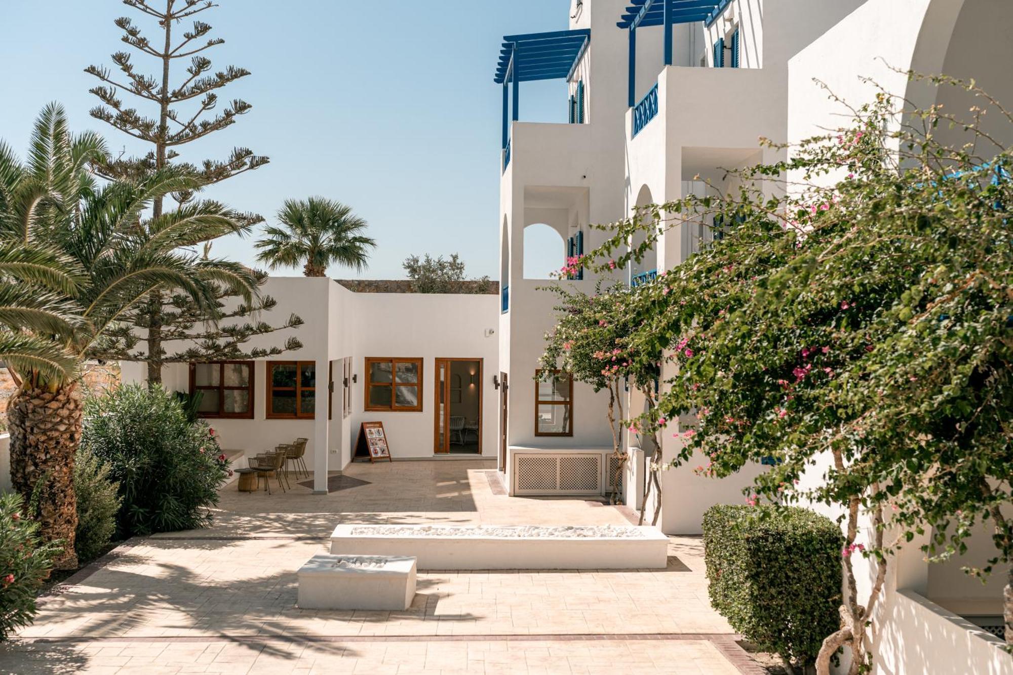 Margarenia Aparthotel Perissa  Bagian luar foto